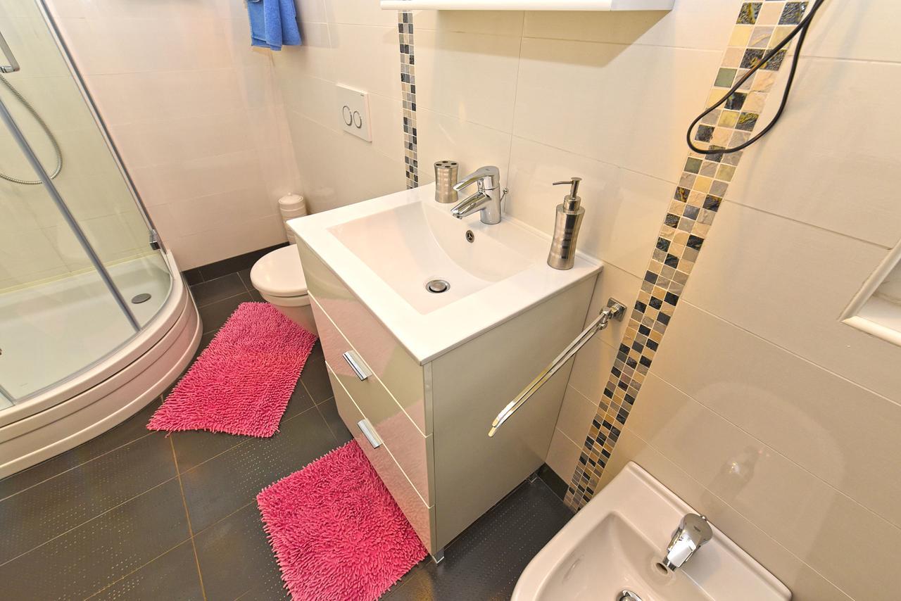 Apartment Monfiorenzo 1551 Rovigno Esterno foto