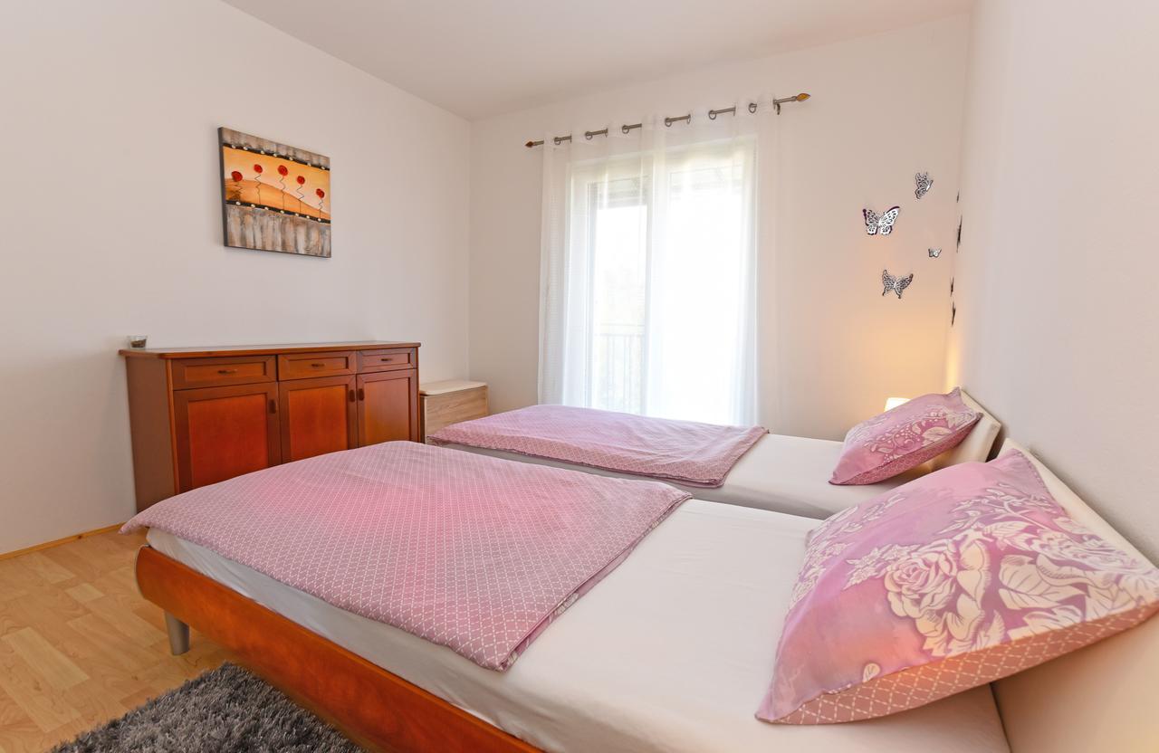 Apartment Monfiorenzo 1551 Rovigno Esterno foto